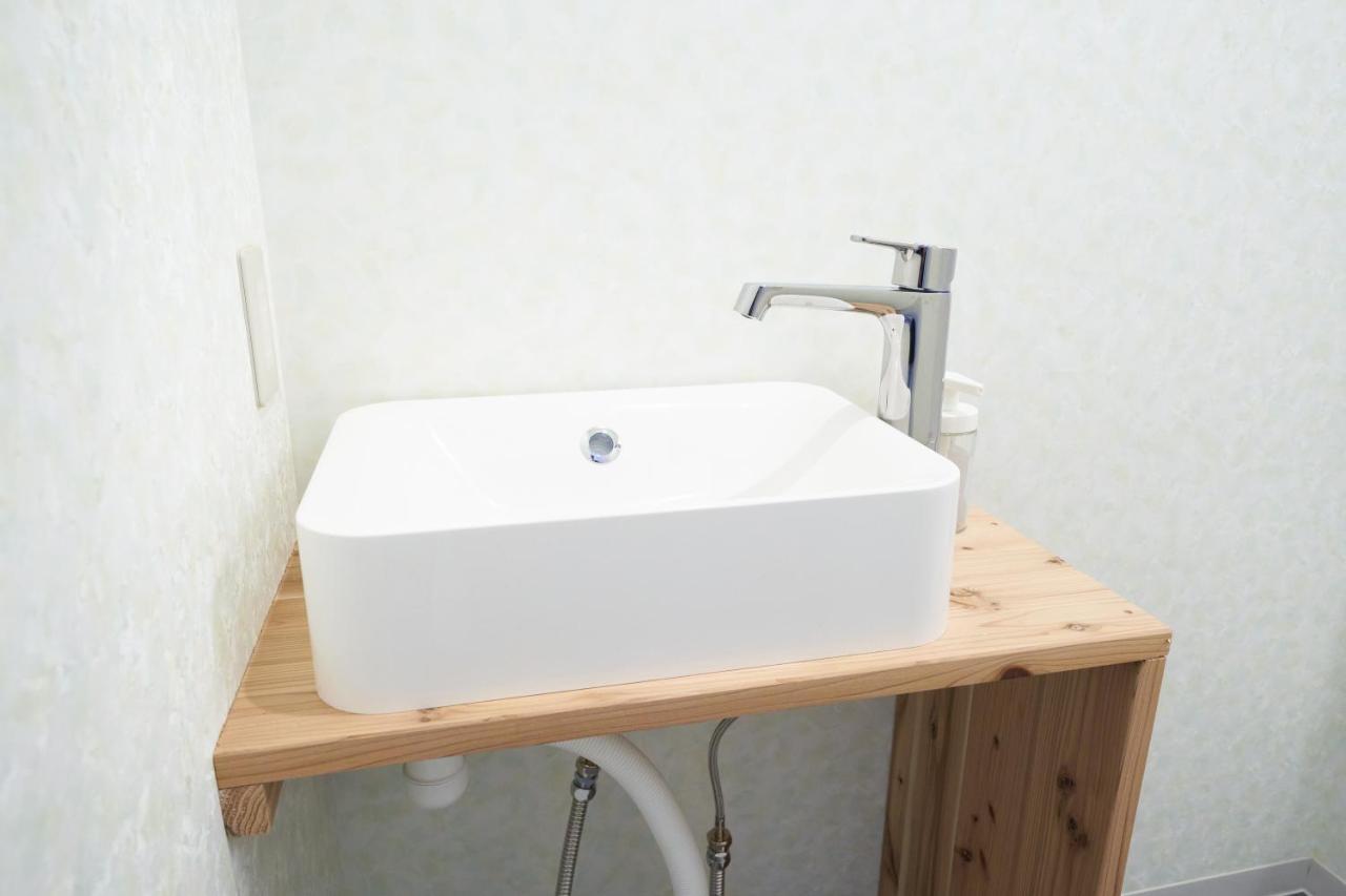Househotel Ueno Iriya Tokyo Esterno foto