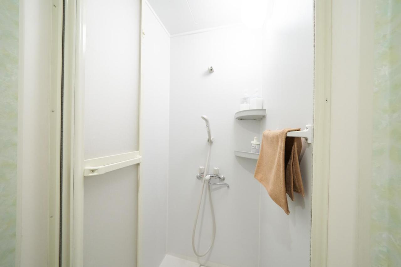 Househotel Ueno Iriya Tokyo Esterno foto